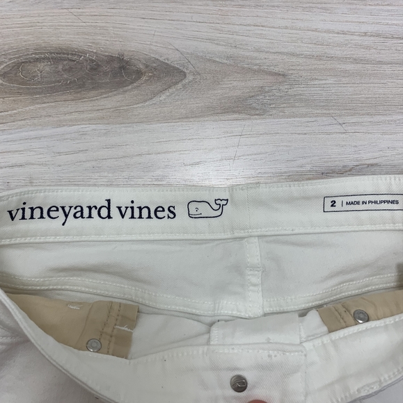 Vineyard Vines White Denim Shorts Size 2 - Picture 3 of 8